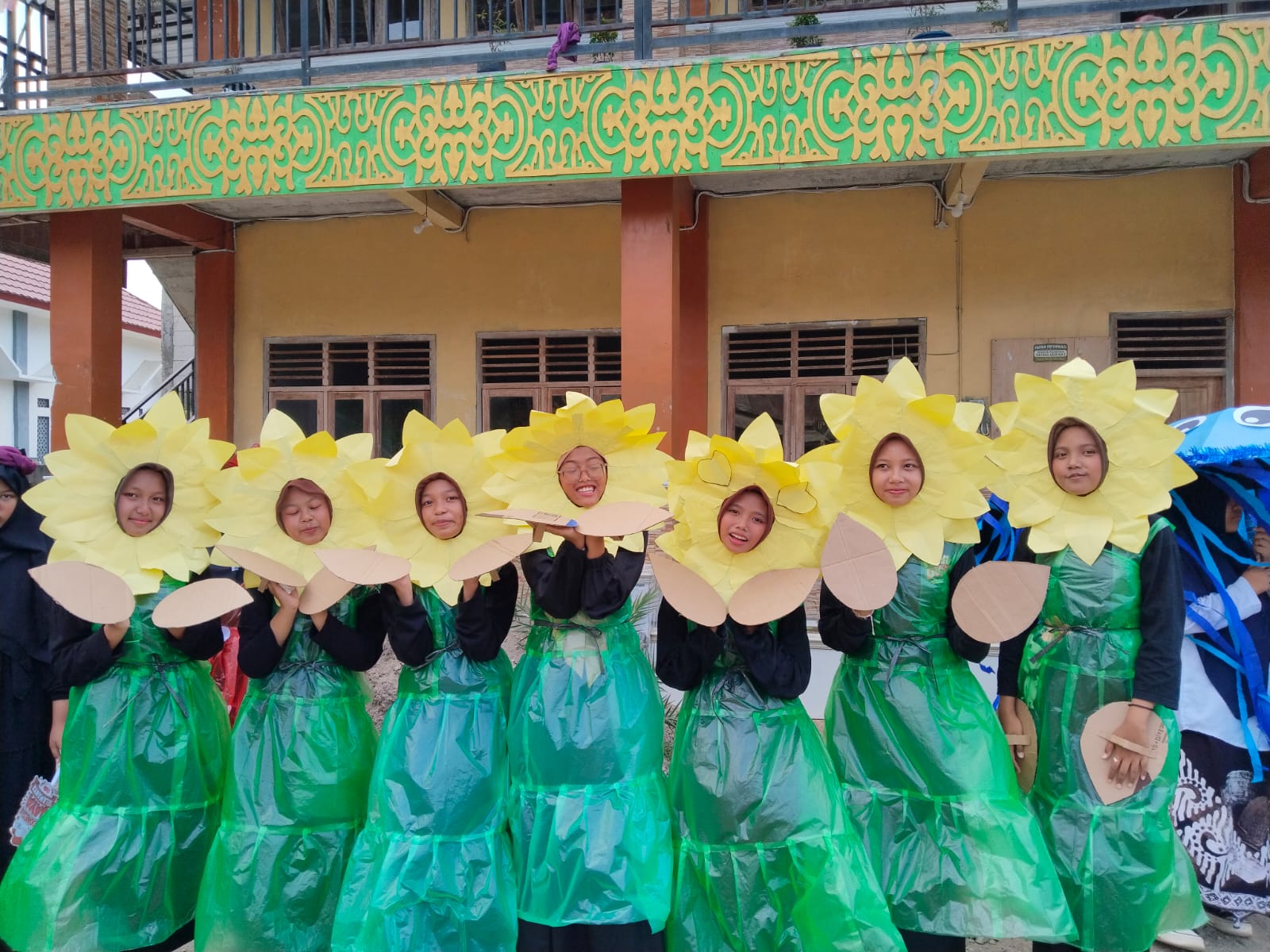Kostum Karnaval - Tema Matahari